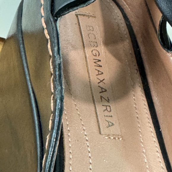 BCBGMAXAZRIA COLOR-BLOCK PLATFORM SANDALS - Picture 7 of 10